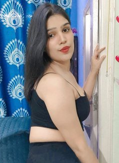 Liza - Transsexual escort in Hyderabad Photo 4 of 4