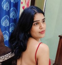 Liza - Transsexual escort in Hyderabad