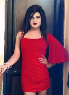 Liza - Transsexual escort in New Delhi Photo 2 of 6