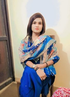 Liza - Transsexual escort in New Delhi Photo 6 of 6