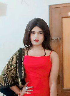 Liza - Transsexual escort in New Delhi Photo 5 of 6