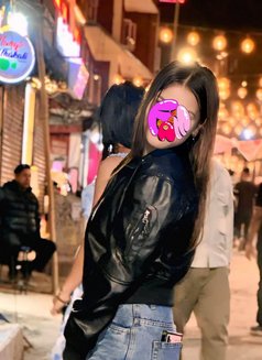 Liza - escort in Kathmandu Photo 4 of 6