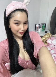 Liza Ramirez (Just Landed) - puta in Manila Photo 6 of 19