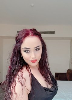 Liza - puta in Muscat Photo 1 of 16