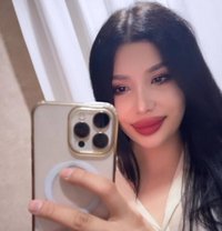 Liza - escort in Riyadh Photo 1 of 5