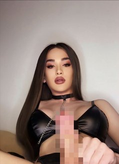 Liza russian hot top - Acompañantes transexual in Al Manama Photo 3 of 6