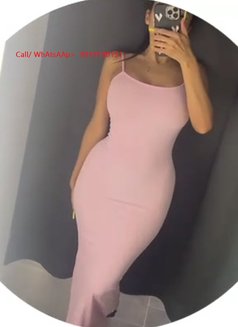 Liza Russian Model - escort in Candolim, Goa Photo 2 of 2