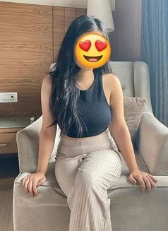 Liza Saha - escort in Hyderabad Photo 2 of 2