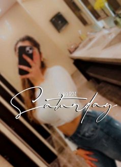 ꧁Top Independent Real Meet Outcall꧂🤍10 - puta in Kolkata Photo 3 of 5