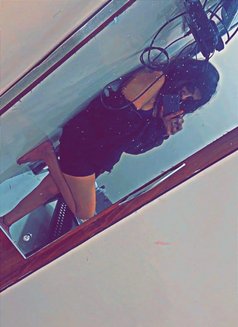 ꧁Top Independent Real Meet Outcall꧂🤍10 - puta in Kolkata Photo 5 of 5
