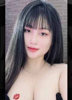 Liza - escort in Al Sohar Photo 3 of 4