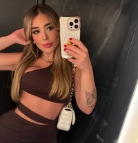 Liza - puta in Singapore Photo 5 of 8