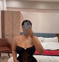 Liza - Masajista in Maldives