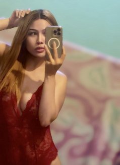 Aliza - escort in Muscat Photo 9 of 12