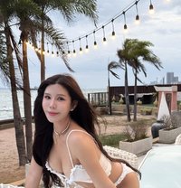 LIZA Top and Bottom - Acompañantes transexual in Seoul Photo 29 of 30