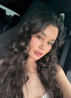 Liza VIP RUSSIAN - puta in Doha Photo 5 of 15