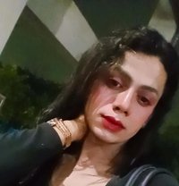 Lizakhan - Transsexual escort in Mumbai