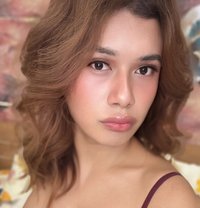 Lizaliza - Transsexual escort in New Delhi Photo 6 of 9