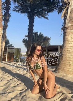 Lizi Vogue PornstaR - escort in Abu Dhabi Photo 3 of 20