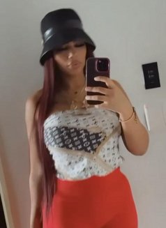 Lizz Escobar - escort in Singapore Photo 6 of 21