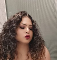 Lizza big monster juicy cock - Transsexual escort in Kolkata Photo 29 of 30