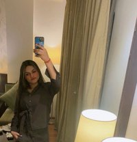Jenny Independent College Girl - puta in Kolkata Photo 2 of 4