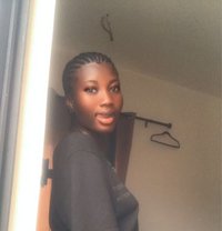 Lizzie - escort in Accra