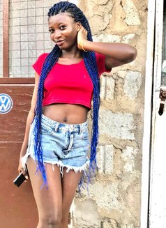Lizzie - escort in Accra Photo 5 of 5