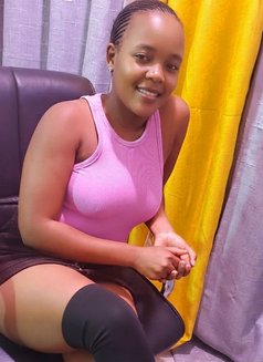 Lizzie - escort in Nairobi Photo 2 of 2