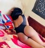 Lizzy - Male escort in Accra Photo 1 of 3