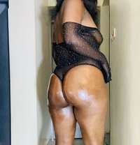 Lizzy - puta in Nairobi