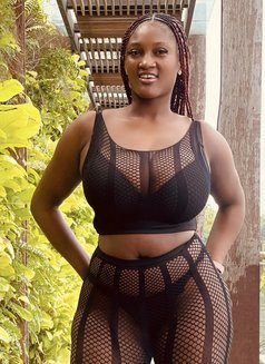 Lizzy - escort in Kuala Lumpur Photo 6 of 6