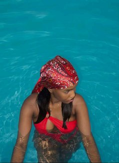 Lizzy Vip Escort - Intérprete de adultos in Lagos, Nigeria Photo 2 of 4