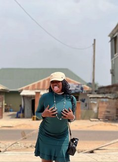 Lizzy Vip Escort - Intérprete de adultos in Lagos, Nigeria Photo 3 of 4