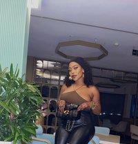 Lizzyliz - puta in Lagos, Nigeria