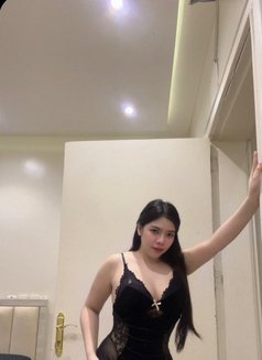 Lj Baby - puta in Riyadh Photo 2 of 5