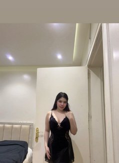 Lj Baby - puta in Riyadh Photo 3 of 5