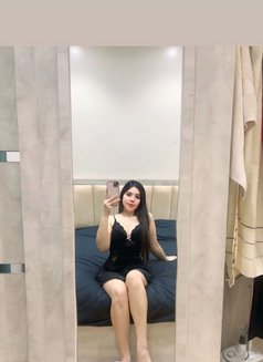 Lj Baby - puta in Riyadh Photo 5 of 5