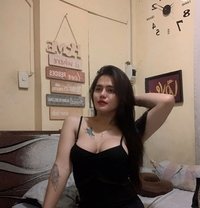 Lj Dionisio - Transsexual escort in Kuala Lumpur