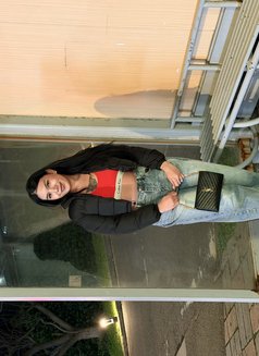 Lj Hoang - Transsexual escort in Hong Kong Photo 5 of 5