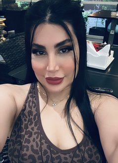 Lnaz - puta in Dubai Photo 8 of 8