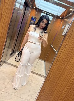 Lnaz - puta in Dubai Photo 7 of 11