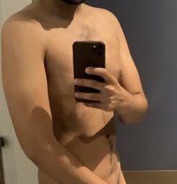 Local for girls - Male escort in Abu Dhabi