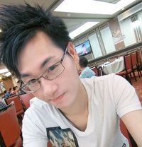 Local Nicky - masseur in Hong Kong