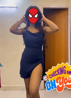 Lochi Haresha - puta in Kandy Photo 5 of 5