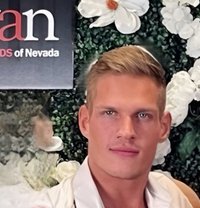 Logan Anthony in dubai for Men & Woman - Acompañantes masculino in Dubai