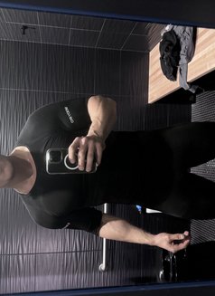 Logan Anthony in dubai for Men & Woman - Male escort in Dubai Photo 8 of 9