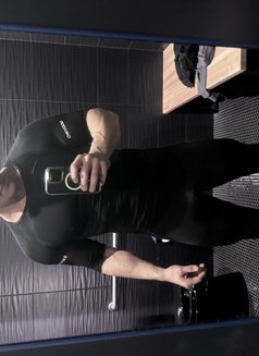 Logan Anthony in dubai for Men & Woman - Male escort in Dubai Photo 9 of 9