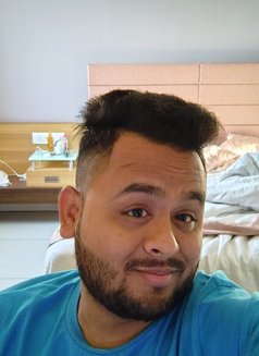 Logan - Male escort in Faridabad Photo 10 of 14