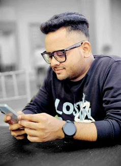 Logan - Male escort in Faridabad Photo 11 of 14